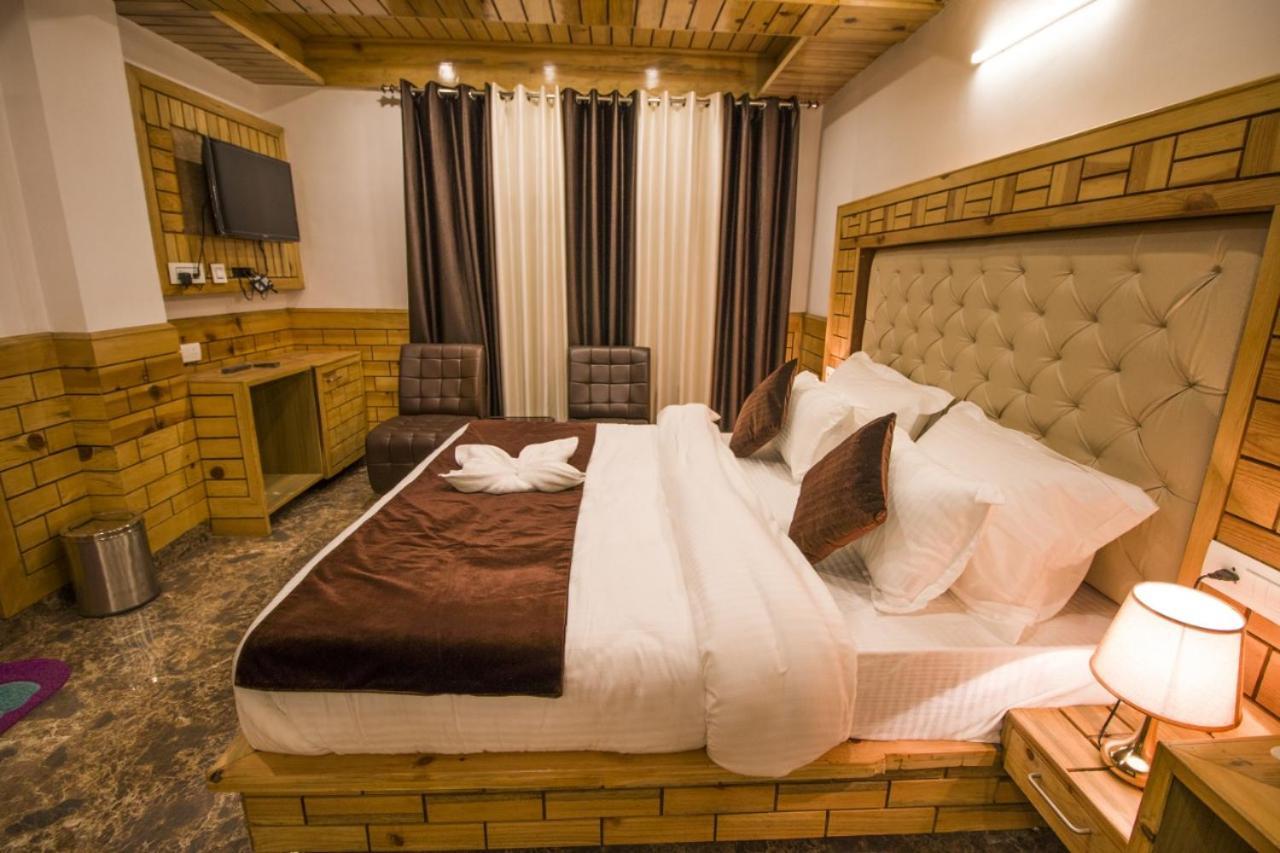 Vella Marina Group Of Hotels Хелен Экстерьер фото